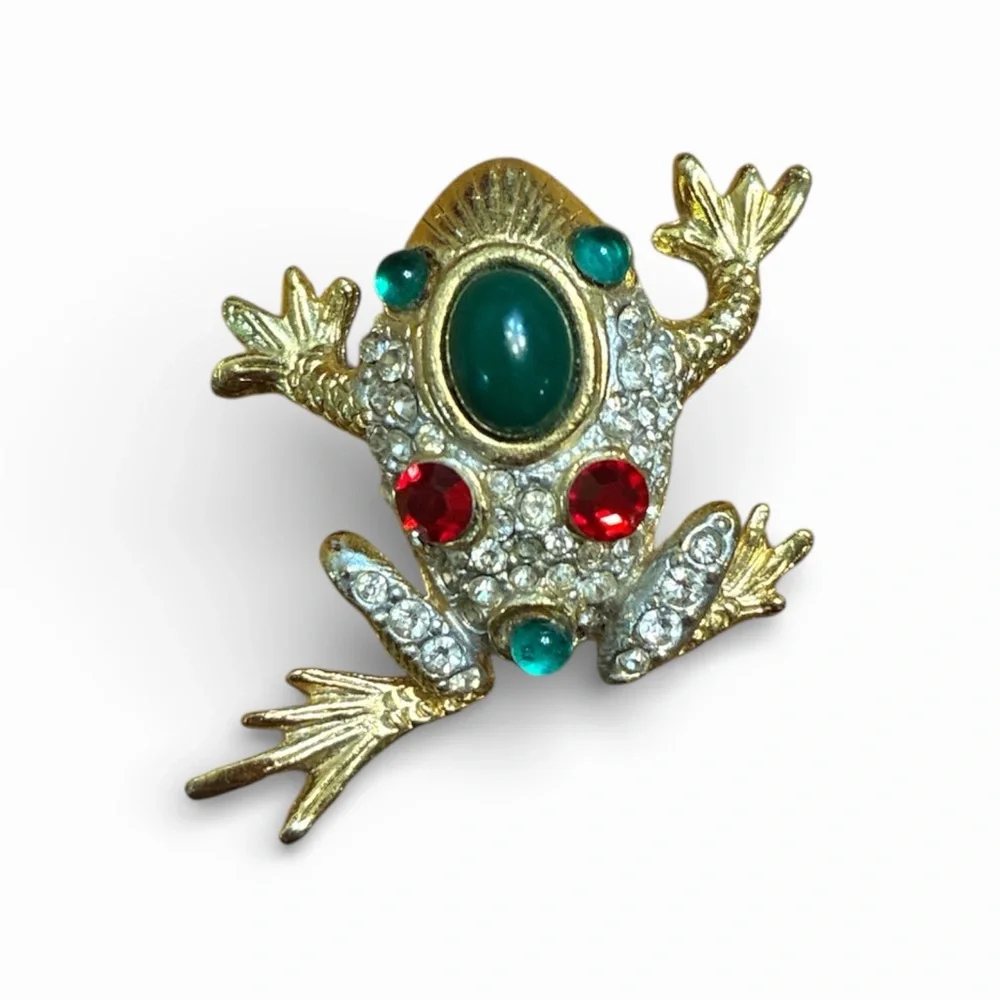 Vintage Mughal “Gripoix” Glass & Crystal Frog Brooch